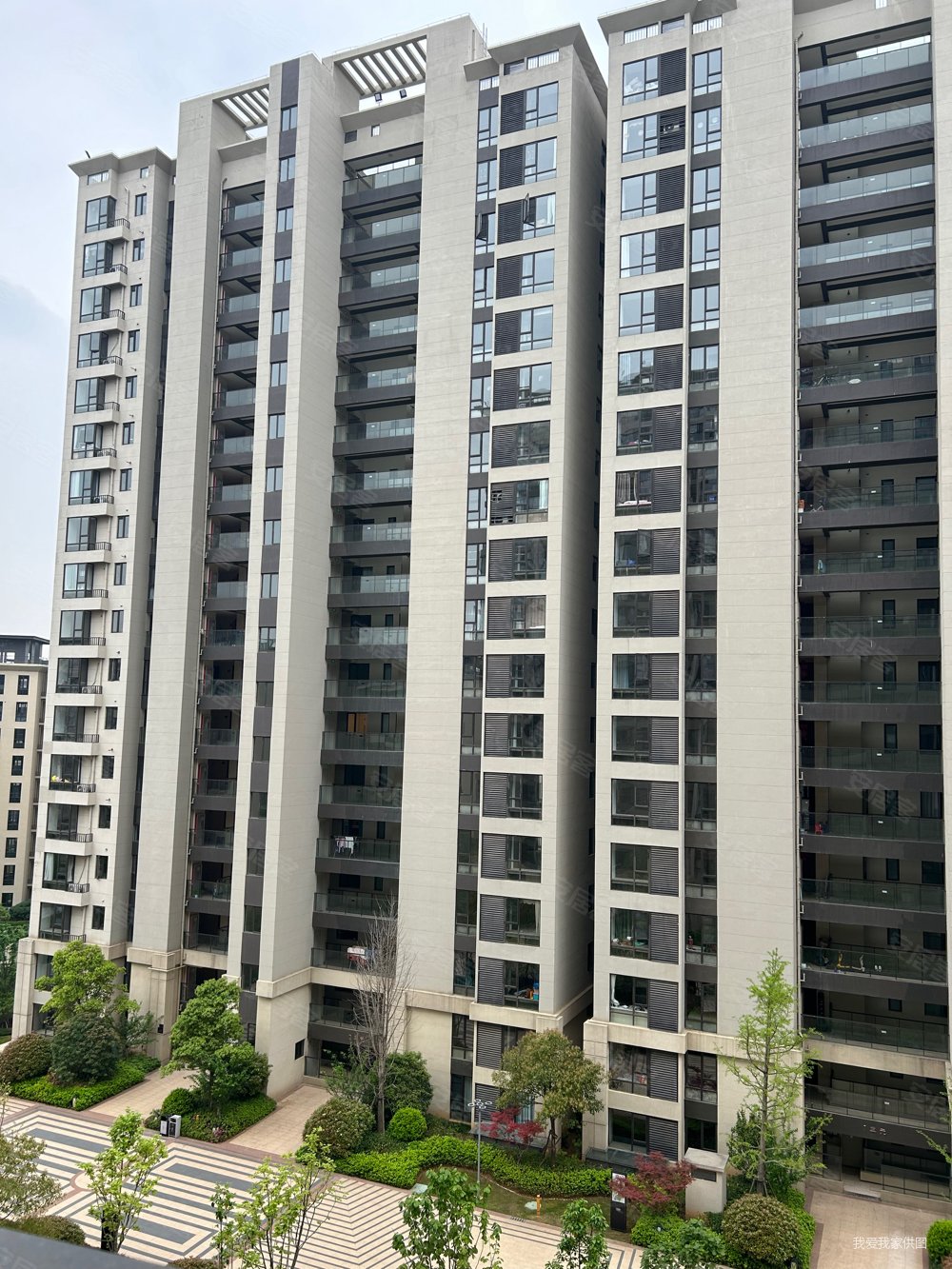 湾里恒茂未来都会精装三房诚心出售,恒茂未来都会花园二手房,65万,3室