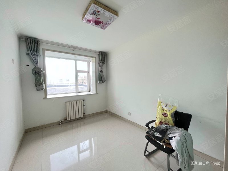 海利商城3室2厅1卫91㎡南北39.5万