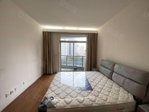 上海宝山友谊路上海长滩冠东苑(上海长滩2期 冠东苑)(照片实地拍摄)