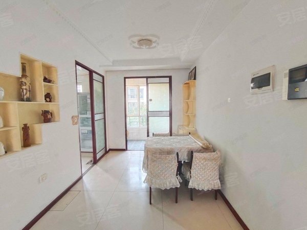 【多图】保利花园(二期),新立堡东街租房,保利花园二期精装三室中间