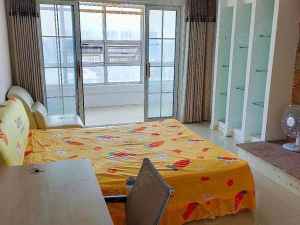 临沂兰山人民广场金鹰花园金鹰花园  主卧带独立阳台  女生合租 图片