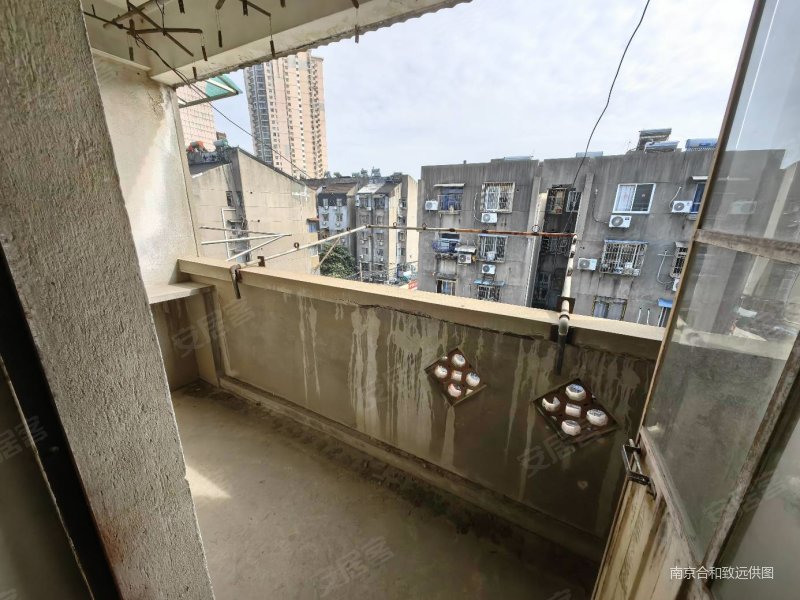 装修好 停车方便,来凤小区(仓顶)二手房,98万,2室1厅,1卫,50平米-南京