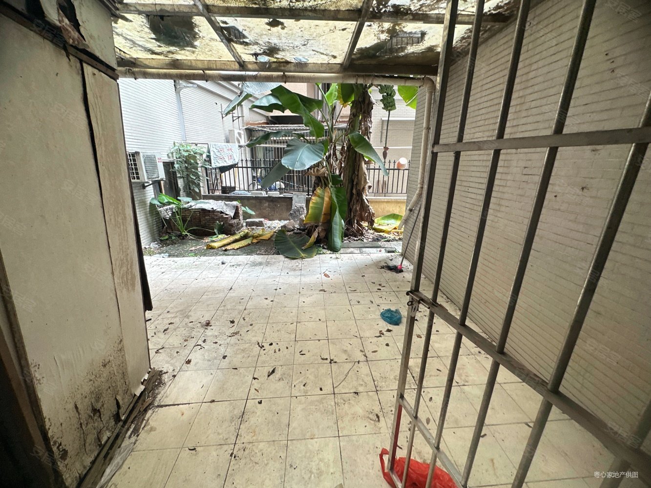 带大院子三房两卫 坦洲路口海伦花园 随时看房,中颐海伦堡二手房,105