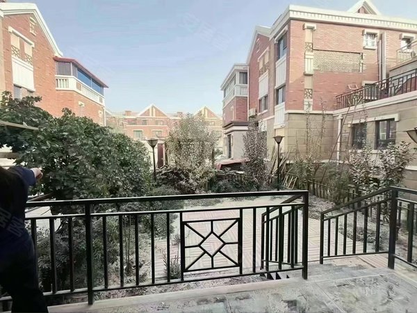 【多图】海悦汇城,喀什城区租房,万达旁三室全新装修配家电,喀什市