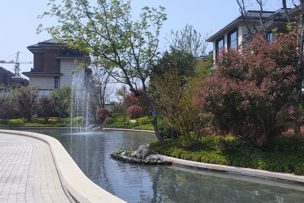 郑州小区 中牟小区 中牟城区小区 绿地香颂