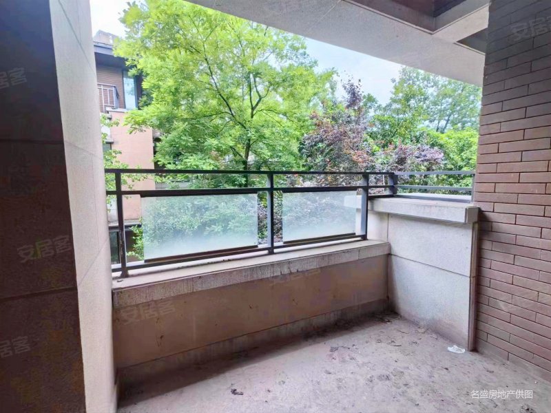 环境优美 低容积,万科悦府二手房,330万,3室3厅,3卫,193平米-重庆安居