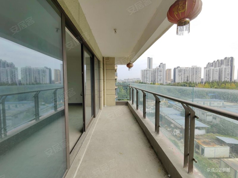 带电梯 出行方便 商业配套齐全 双卫格局 朝南 临地铁,金沙城锦西观棠