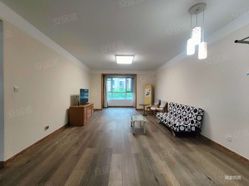 复地湖滨广场 购物方便 南向采光好 近地铁 小区新 出行方便