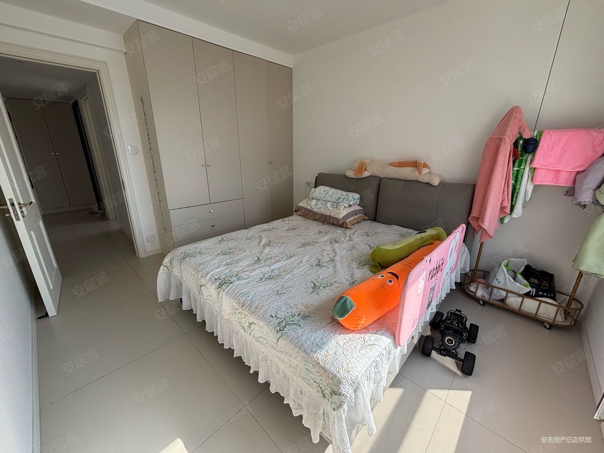 太子城5期3室2厅1卫121.86㎡南76.8万