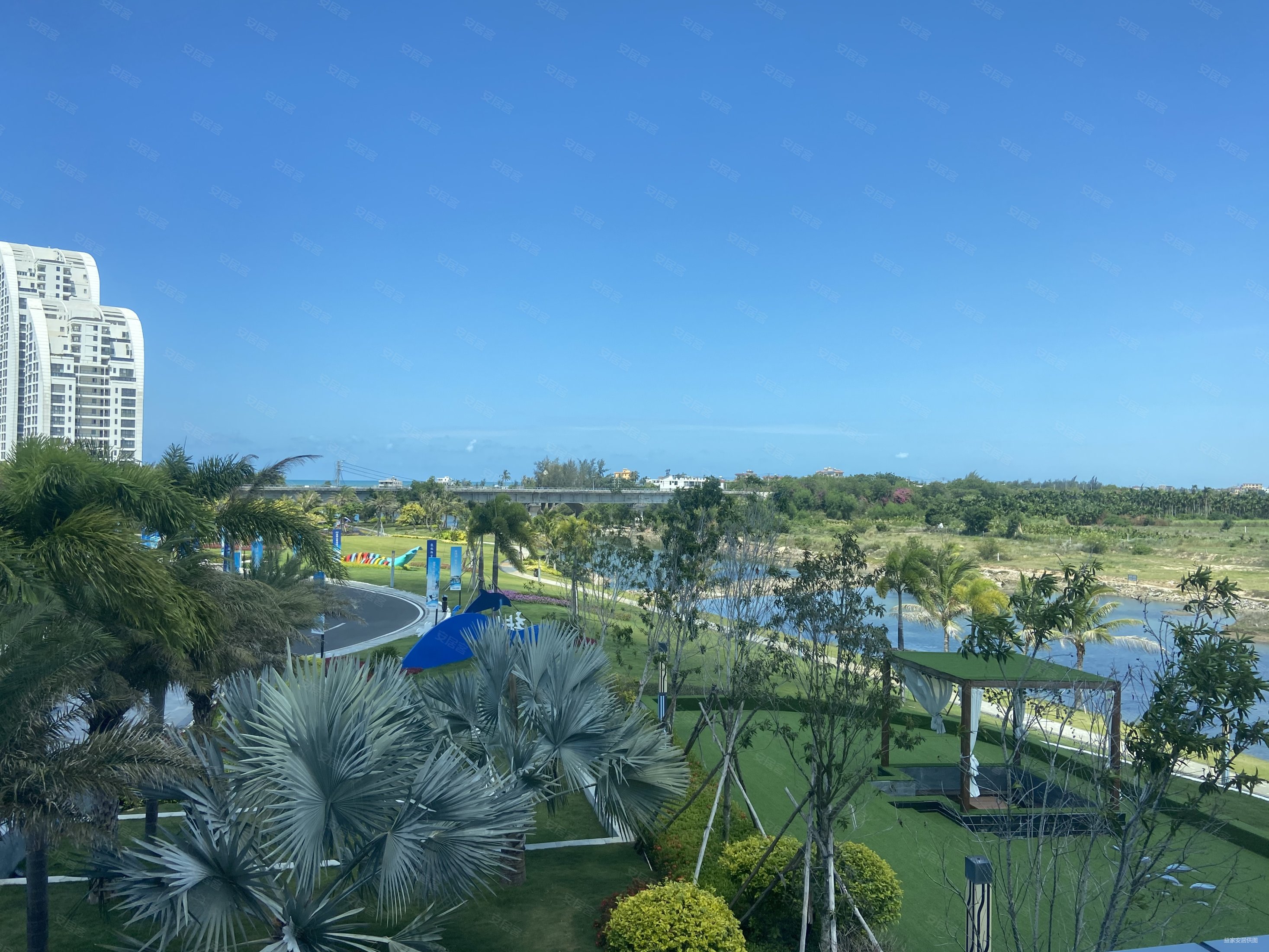 崖州湾科技城旁 一线海景 龙栖海岸 买100平送100平