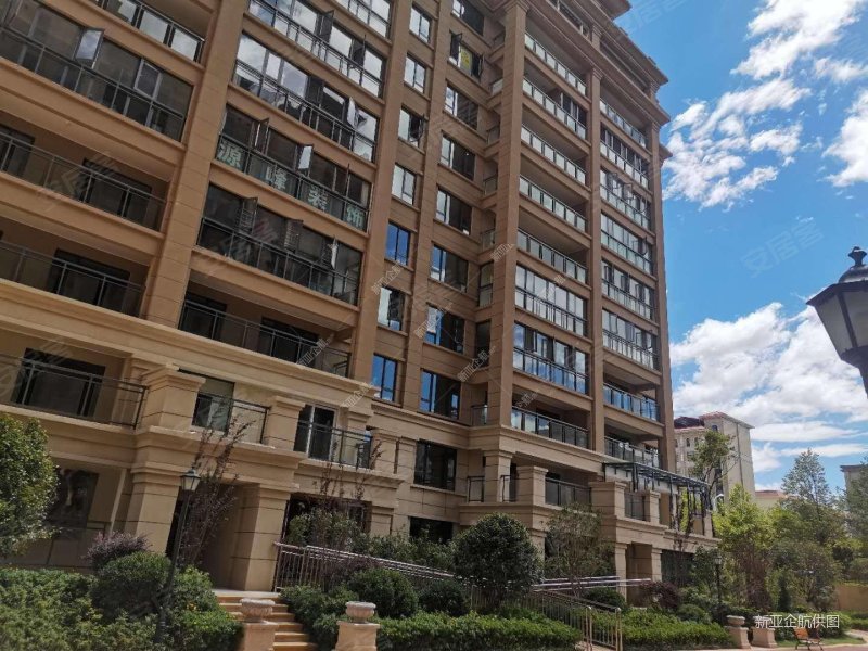 安宁   校旁中梁华府洋房 全新精装4房2卫带家具家电中间楼