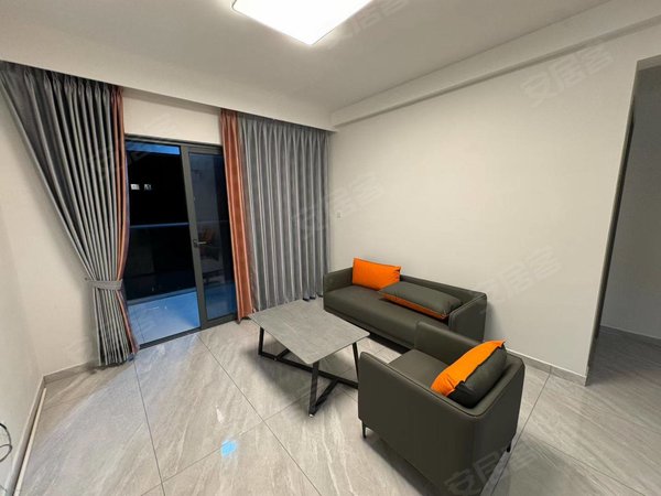 金华浦江县浦江城东海伦堡玖悦云庭出租玖悦云庭，100平方，三室一厅 两卫 一厨 阳台蛮大的，出租房源真实图片