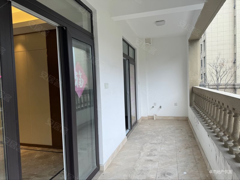 新出洋房4房送车库车位335万香颂溪岸中楼层靠京华城