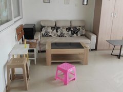 厦门海沧海沧生活区电梯1房1厅，大客厅出租房源真实图片