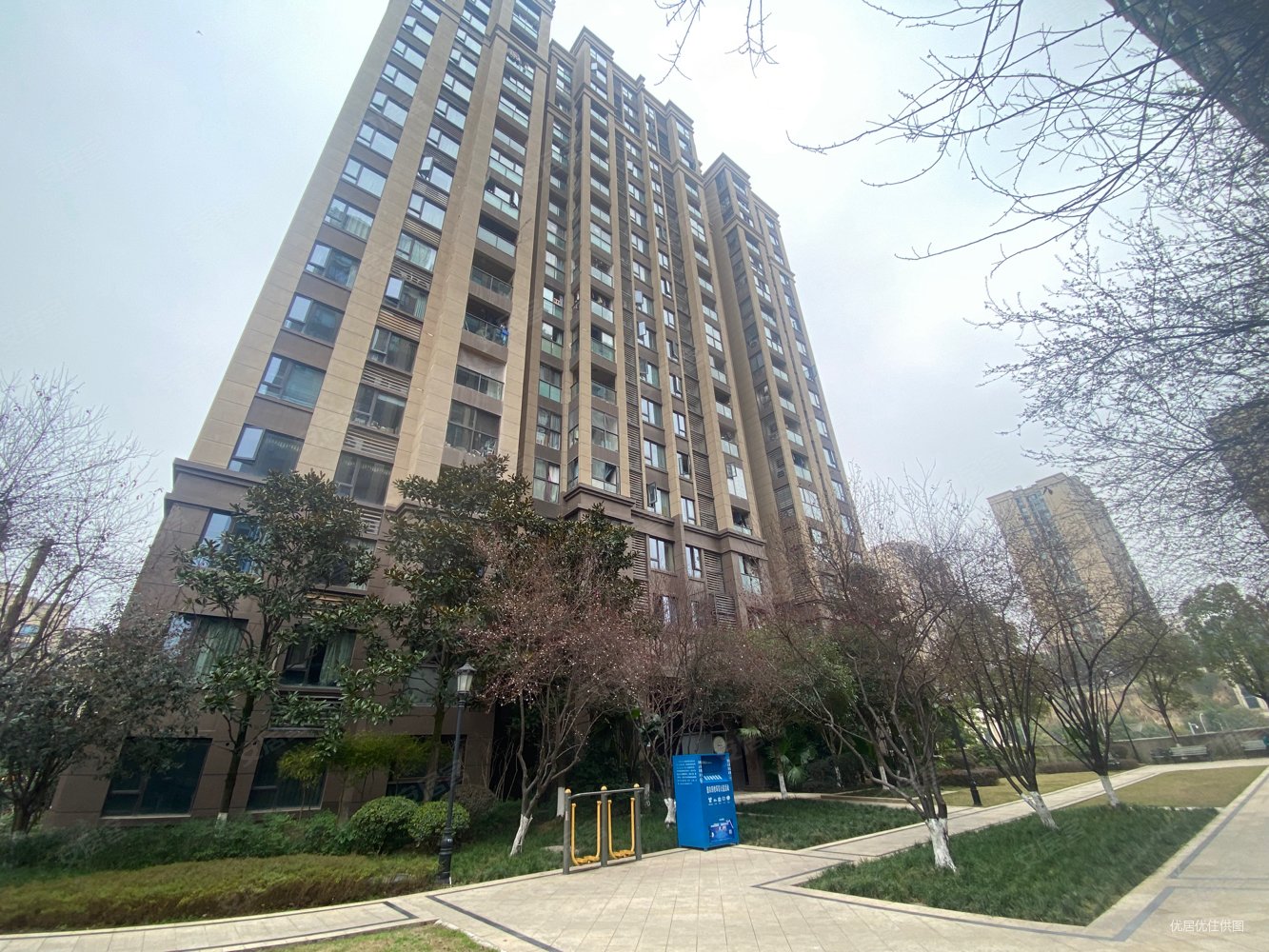 鲁能一期三房双卫朝中庭带车位业主安心卖