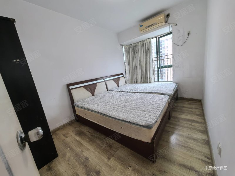 新银座高层四房 新出房源 三面采光 罗湖口岸双地铁,新银座华庭二手房