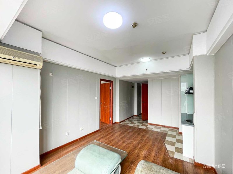 金宸国际大厦有电梯精装修正南朝向交通便捷正规商品房