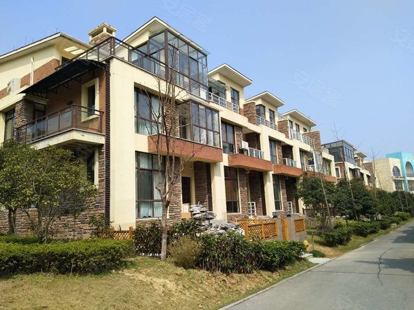 【多图】三江鸣翠蓝湾(别墅),银湖租房,鸣翠蓝湾 联排别墅13层 带地下