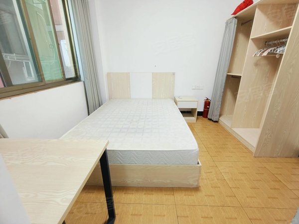 金华婺城婺城江南何宅本人房東 市政府世贸旁何宅 520元月 可短租月付 可做饭出租房源真实图片