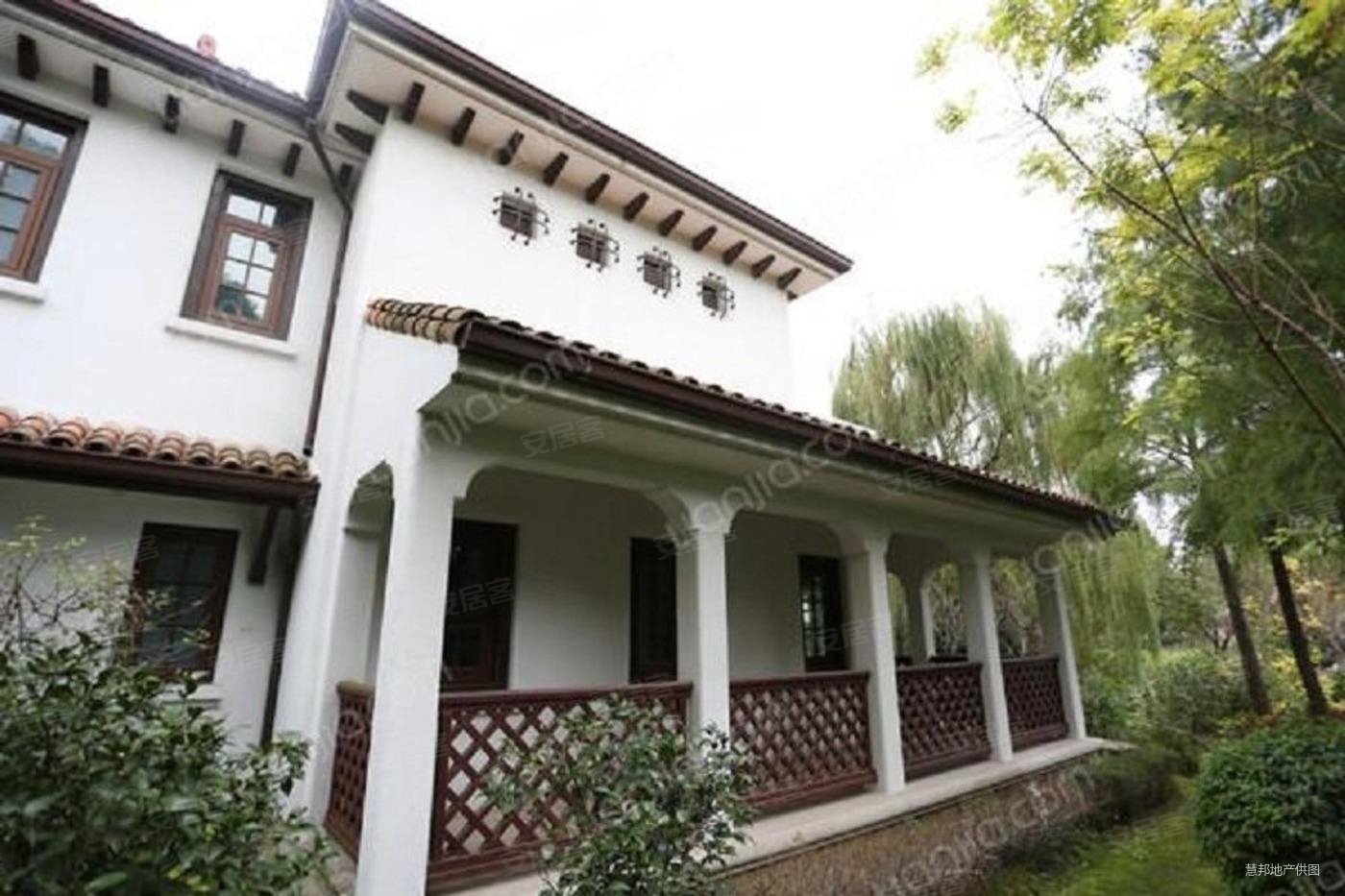 万源城御溪别墅