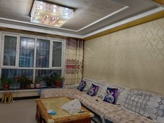 阿拉尔幸福路国际商贸城金鲁学府 步梯二楼 三室两厅 拎包入住 随时看房出租房源真实图片