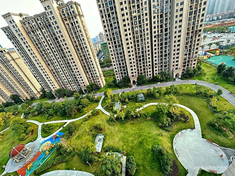 阳光丽城二期大四房中间楼栋南北通透有钥匙看房