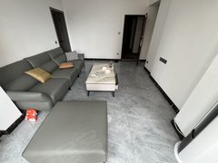 防城港东兴体育场鑫巢龙湾 出租 干净整洁出租房源真实图片