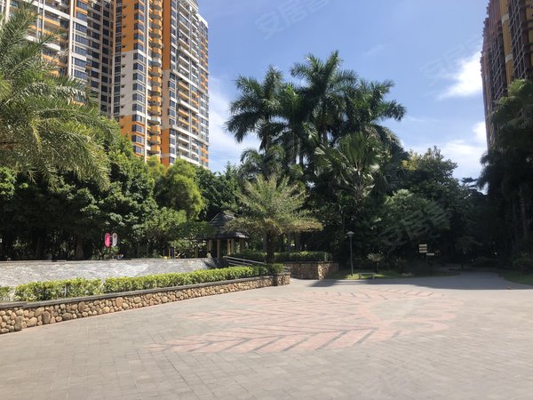 广州白云黄石白云尚城白云尚城 4室2厅2卫 电梯房 南北通透 128平空房