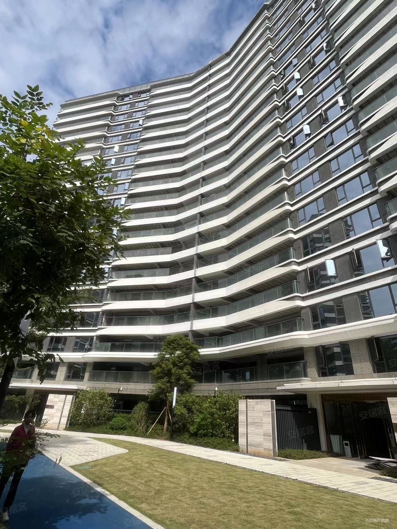 豪宅 德商樾玺精装4房 195方 南北对流 视野开阔 高层,德商樾玺二手房