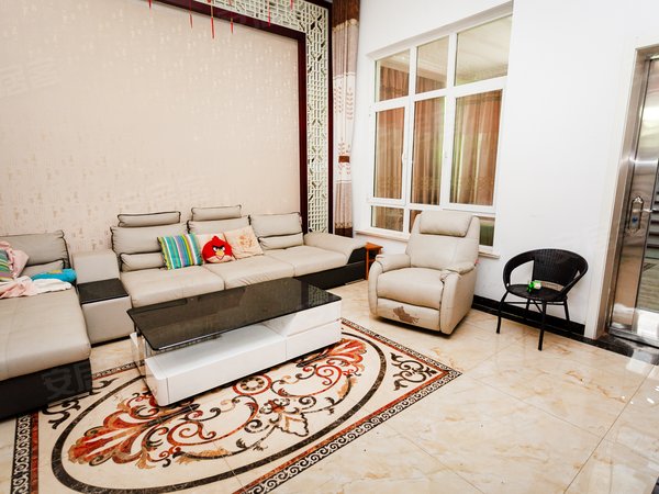 徐州铜山铜山万达久隆凤凰城(别墅)新房源出租铜山区政府附近久隆凤凰城联排别墅精装拎包即住出租房源真实图片