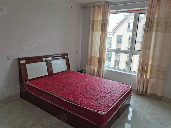 青岛胶州北关金祥花园北关莱州路小学旁,金祥花园套二1100出租房源