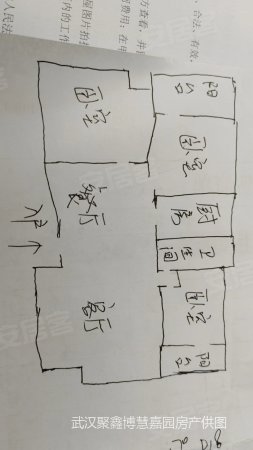 丝宝叠翠园1期3室2厅1卫97.85㎡南北64.9万