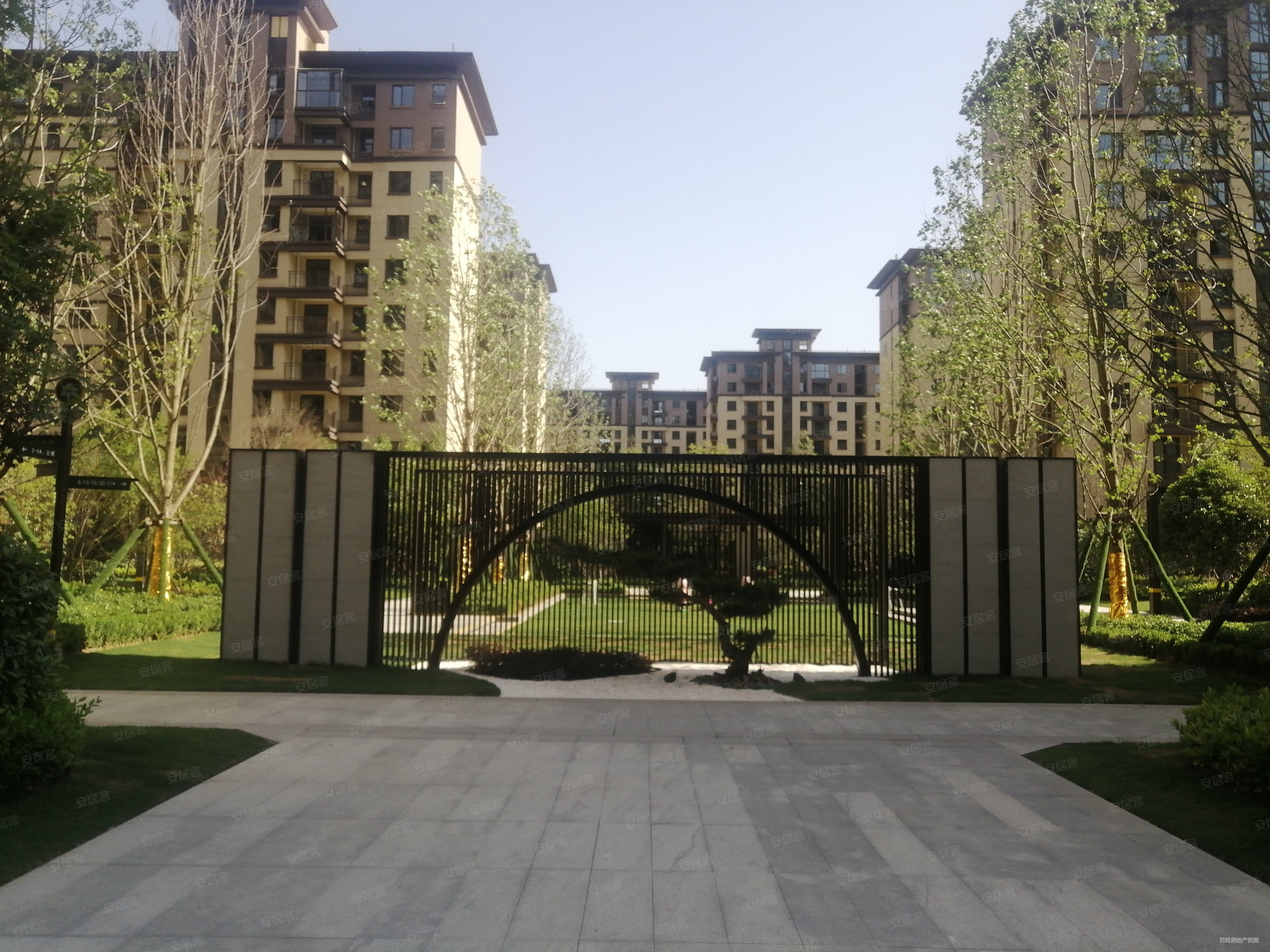 邓州建业城3室2厅2卫136㎡南北65万