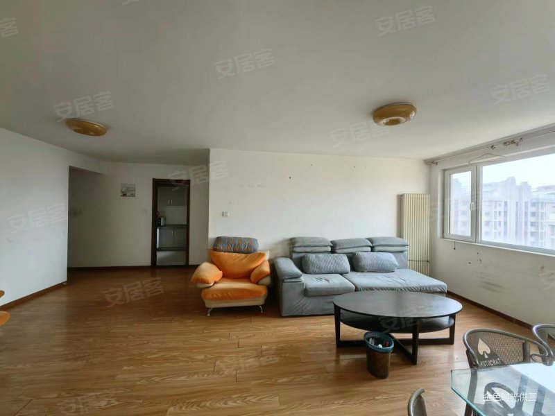 润景园 双卫格局 电梯次顶 楼龄新 商品房