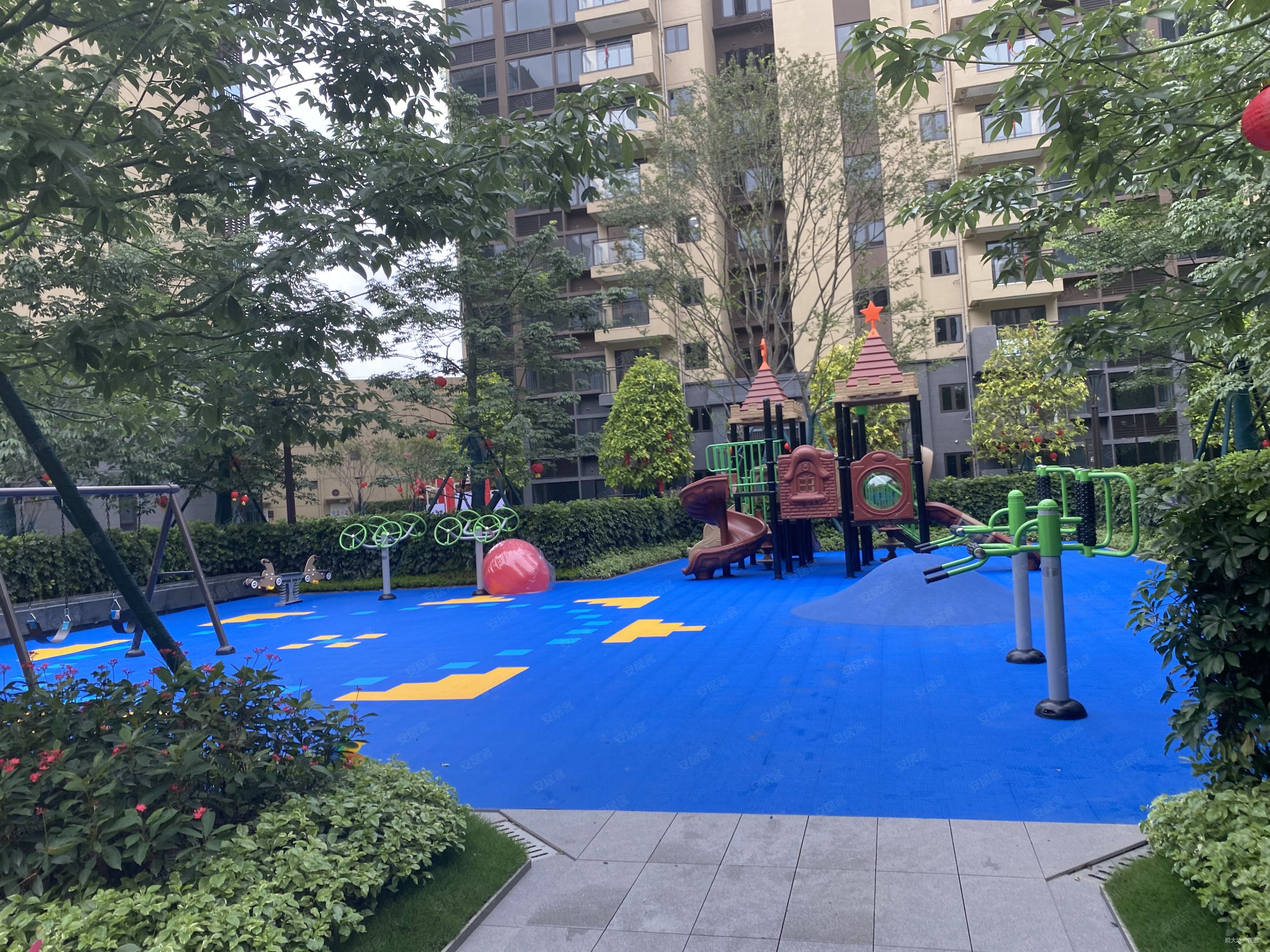 万科中天金域世家3室2厅1卫80.27㎡南北189万