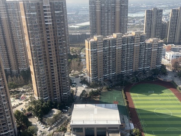 昆山花桥硅湖学院鑫苑国际城市花园(昆山市)捡漏价 拎包入住 绿地杰座
