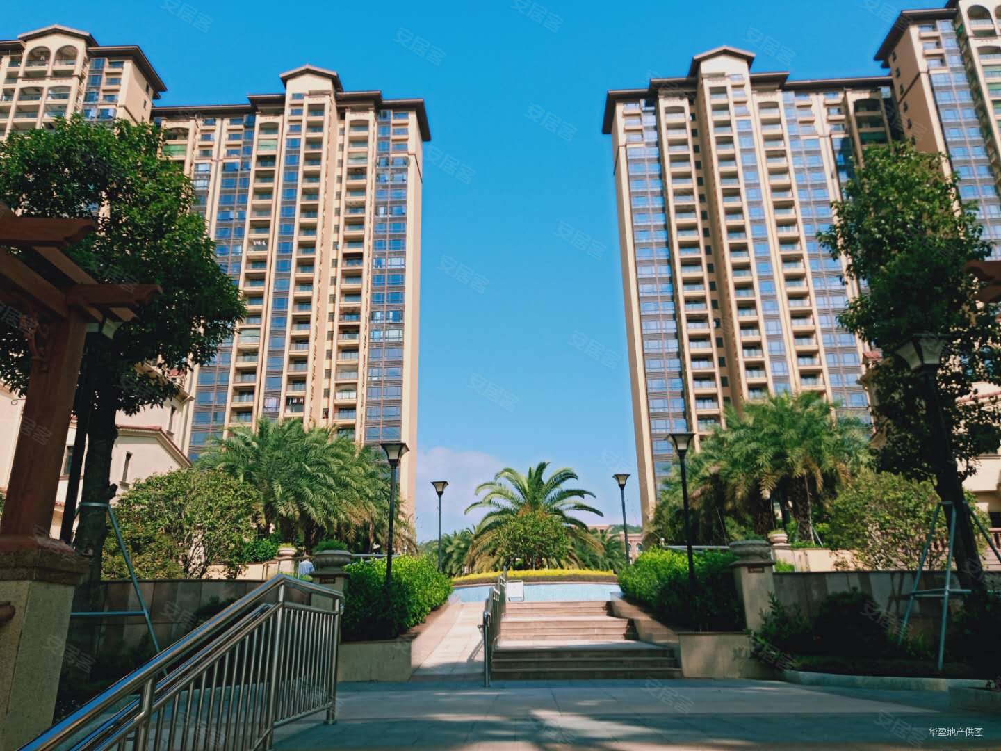 湖山雅居南北通透129平满二湖景大3房诚意出售