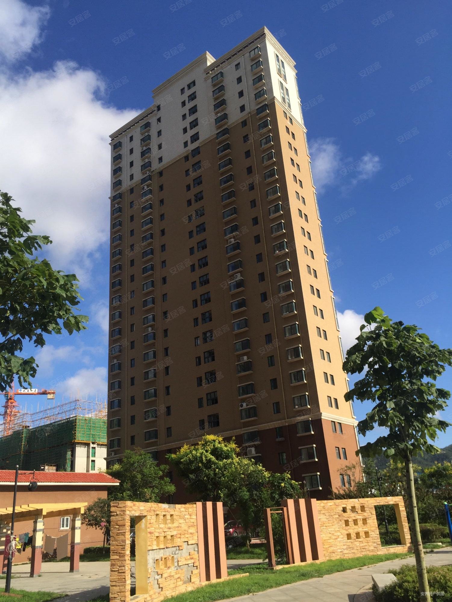 锦绣新城四期低价,锦绣新城四期二手房,60万,2室2厅,1卫,84平米-烟台