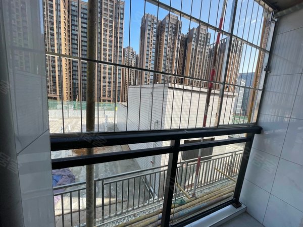 深圳宝安桃源居鹤洲村鹤洲全新公寓自家直租,无中介费随时看房出租