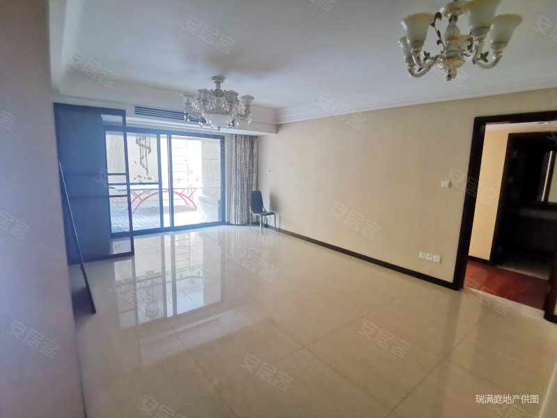 华新城一期珺庭 4室2厅2卫