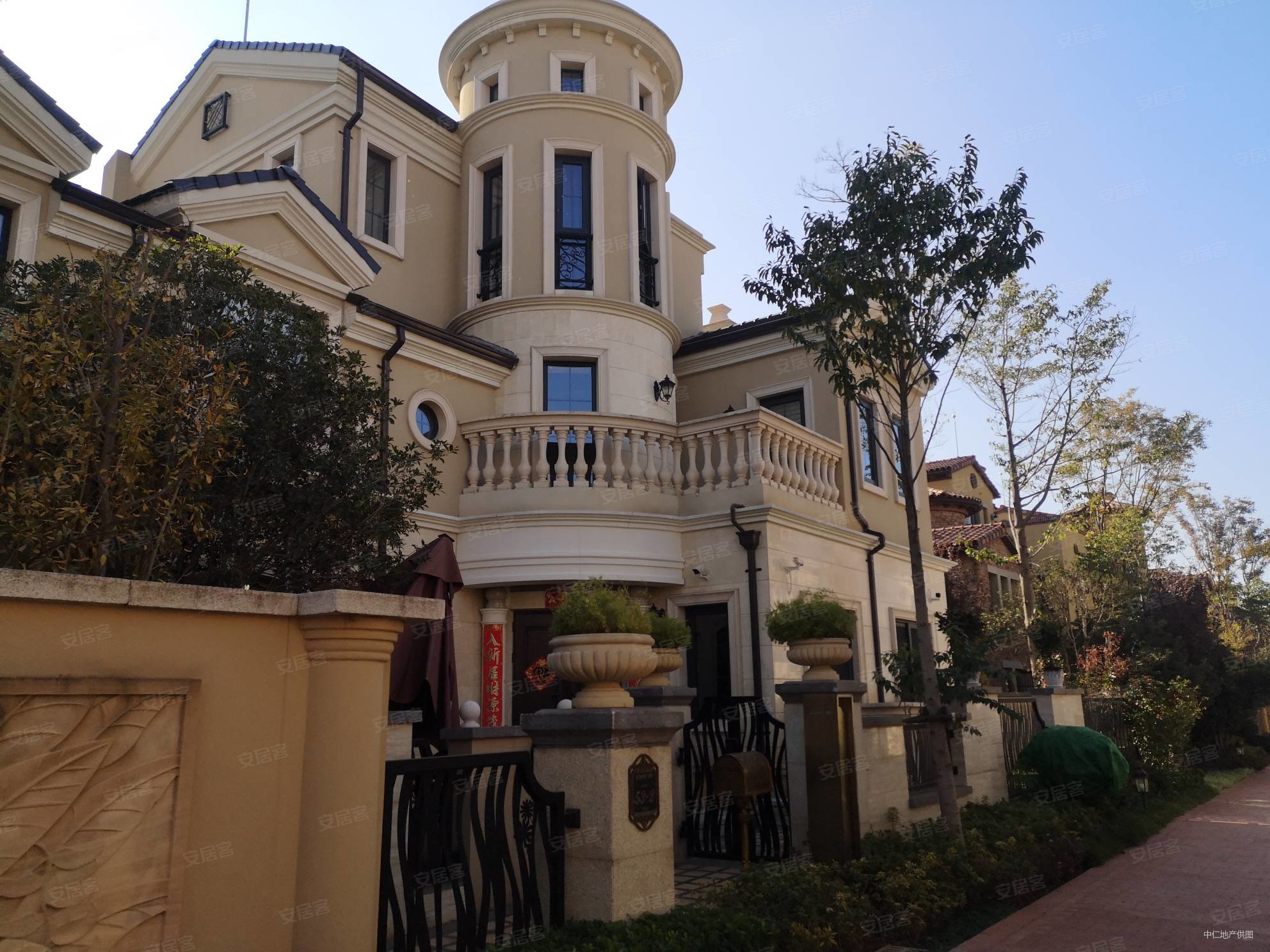 价格可议,公园1903康醍二手房,2660万,8室3厅,8卫,1150平米-昆明安居