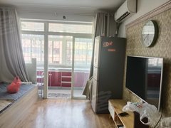 烟台芝罘幸福出租海港小区,精装一室,家电家具齐全,南北通透出租房源真实图片