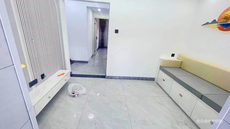40街区岱山公园拎包入住交通便捷南北通透