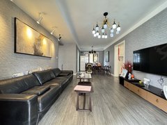 南宁青秀凤岭北好房 凤岭北 近万达 近东站 四房改三房 全屋定制 品牌家电出租房源真实图片