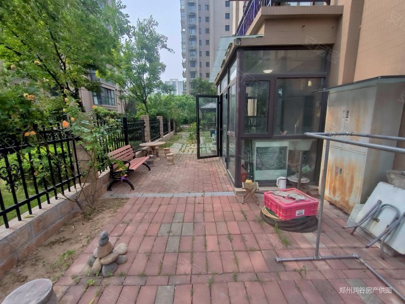 148万 住优美大花园 出门地铁口,郑州碧桂园芷兰湾二手房,148万,3室2