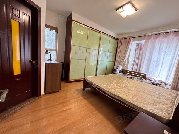 福州仓山江南水都融侨江南水都杰座西区江南水都复式4房 爱琴海出租