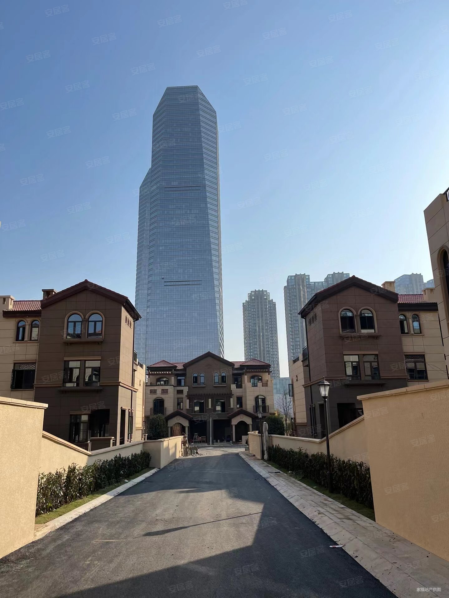 长沙房产网>长沙二手房>岳麓二手房>梅溪湖北二手房>振业城(别墅)>