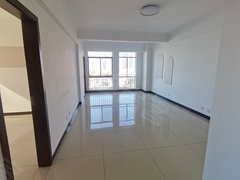 曲靖麒麟麒麟花园七中附近，绅园大厦，空房出租，适合做工作室出租房源真实图片