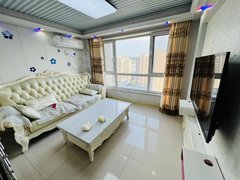 威海经区杨家滩出租龙跃国际，精装两室，复式上跃 有空调1900元出租房源真实图片