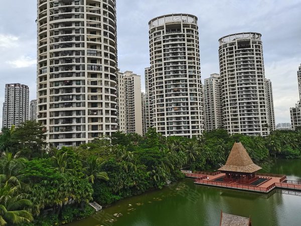 珠海香洲南屏华发新城二期(在水一方)南屏首租可商务全新华发新城二期